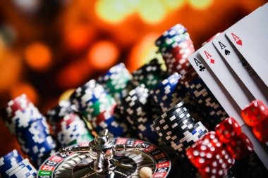 Live Speed Roulette dealer and wheel broadcast from padukajp studio